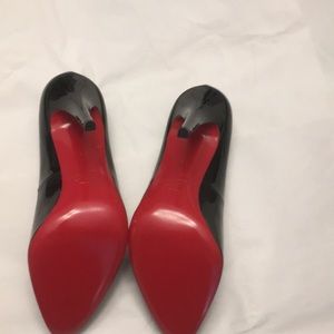brand new Christian Louboutin
